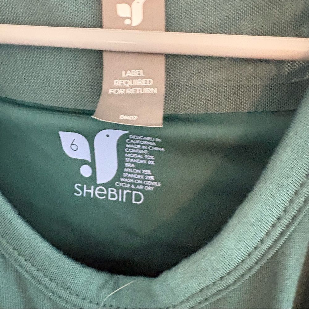 Shebird Built in Bra Dress in Olive Green Size 6 w/ pockets - Picture 4 of 4